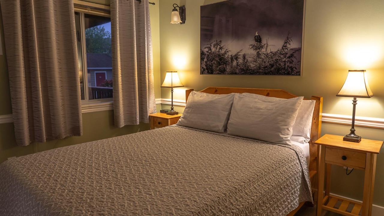 Wild Pacific Guest Suites Ucluelet Kültér fotó